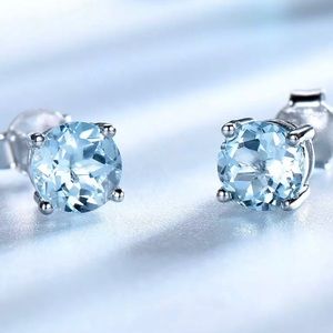 Sky Blue Topaz 925 Silver Studs